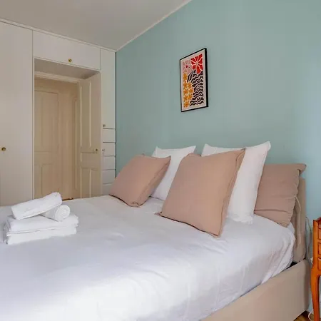Apartment Montmartre Heaven 1 Bed 4 Ppl
