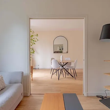 Montmartre Heaven 1 Bed 4 Ppl Apartament *