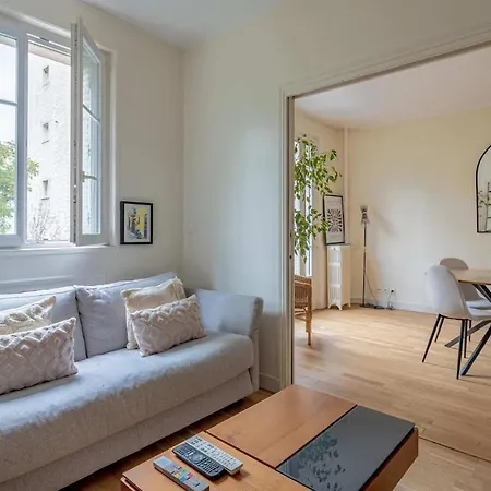 Montmartre Heaven 1 Bed 4 Ppl Paryż